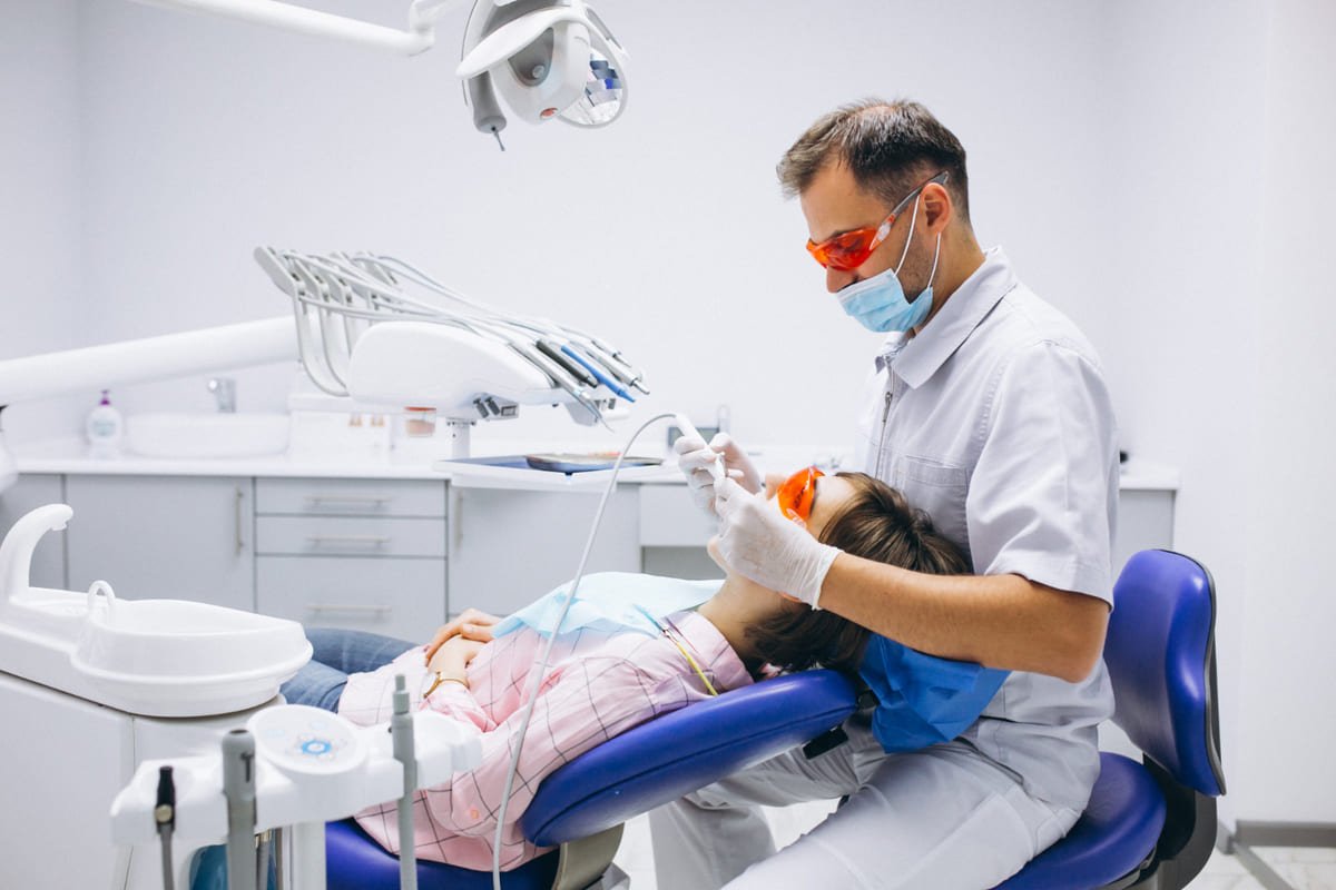 Especialidades dentales en Querétaro: Cuida tu salud integral con fisioterapia y masajes